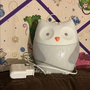 Owl Shaped Night Light with Charger